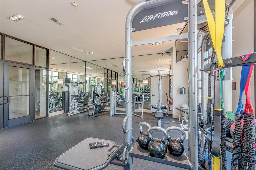 2233 Peachtree Road NE Unit 1002