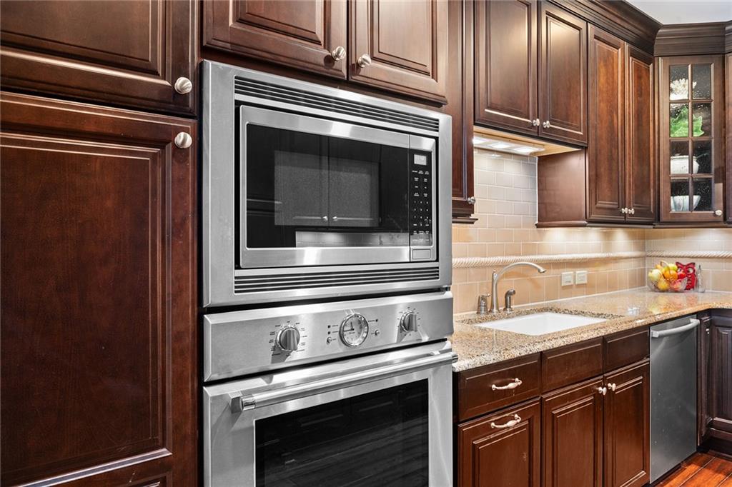 2233 Peachtree Road NE Unit 1002