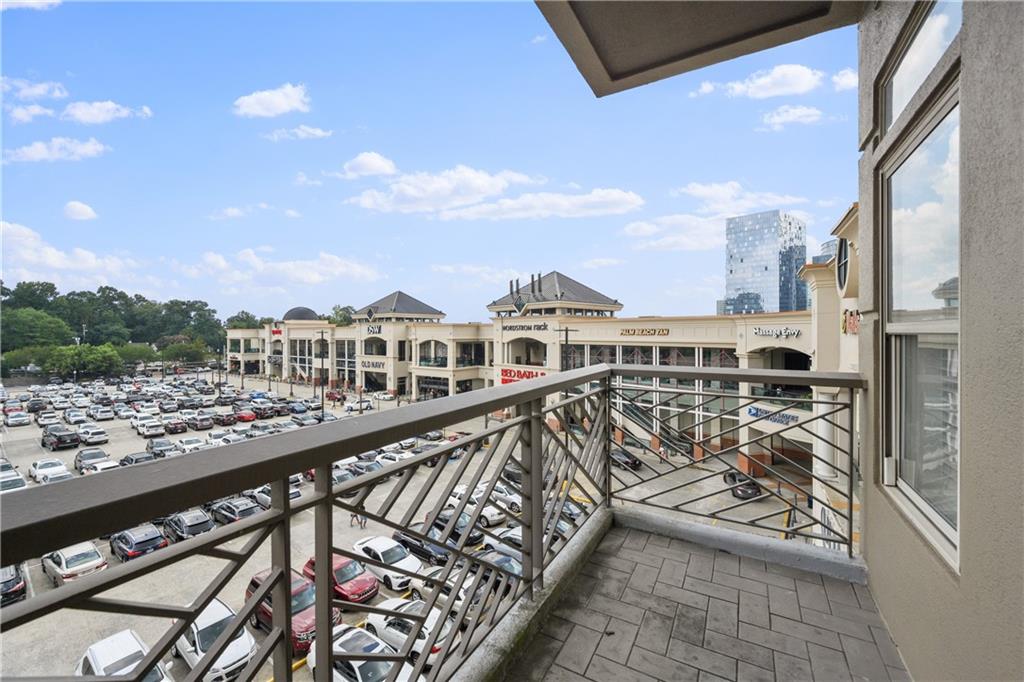 3334 Peachtree Road NE Unit 209