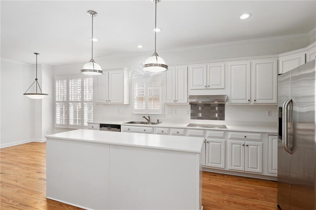 3729 Ashford Point NE