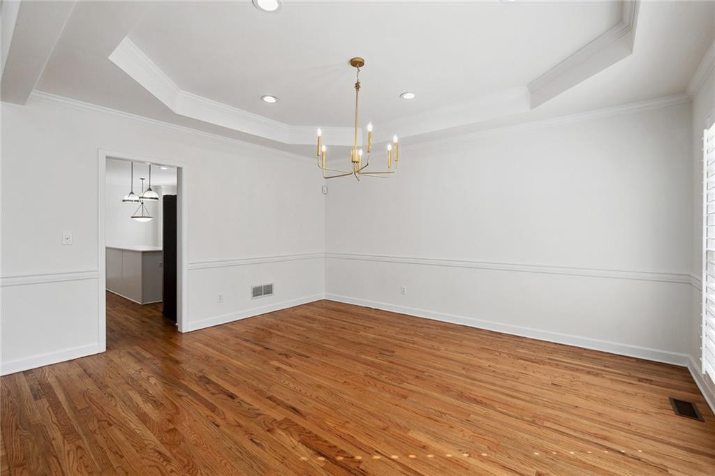 3729 Ashford Point NE