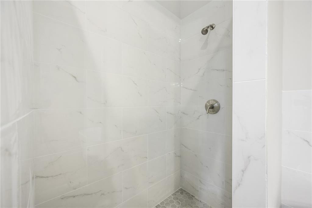 2295 Brandon Court NE