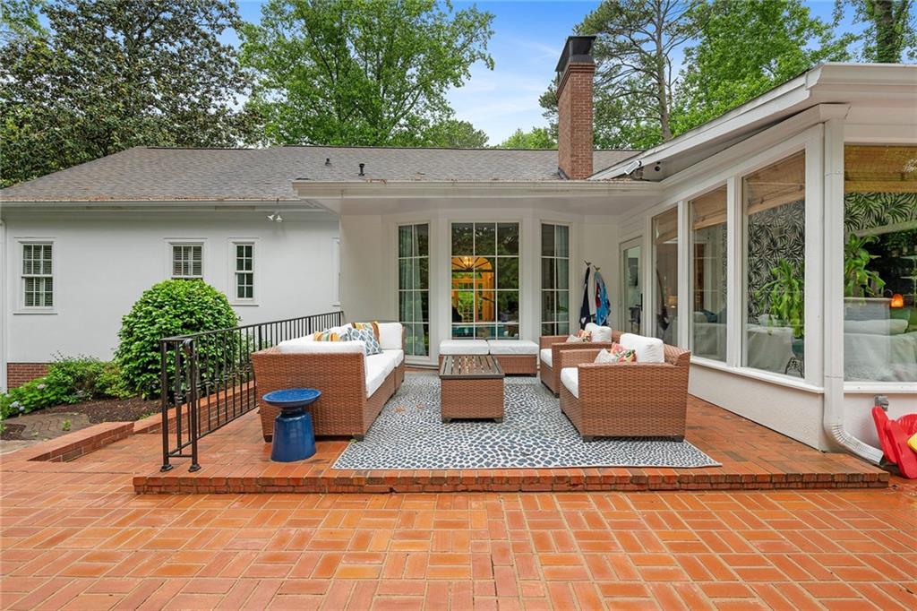 5545 Cross Gate Court