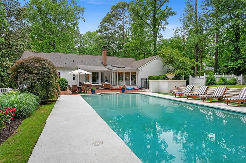 5545 Cross Gate Court