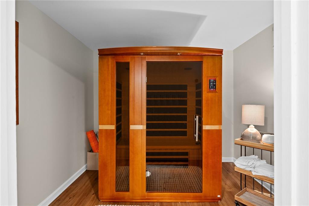 5545 Cross Gate Court