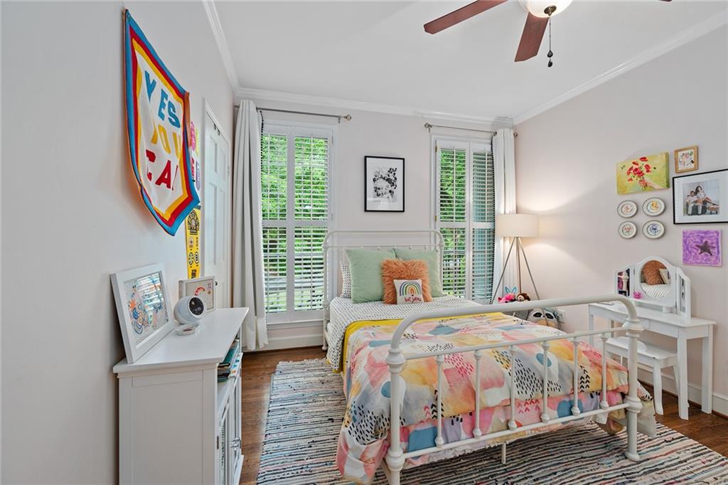 5545 Cross Gate Court