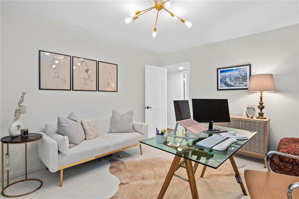 5545 Cross Gate Court