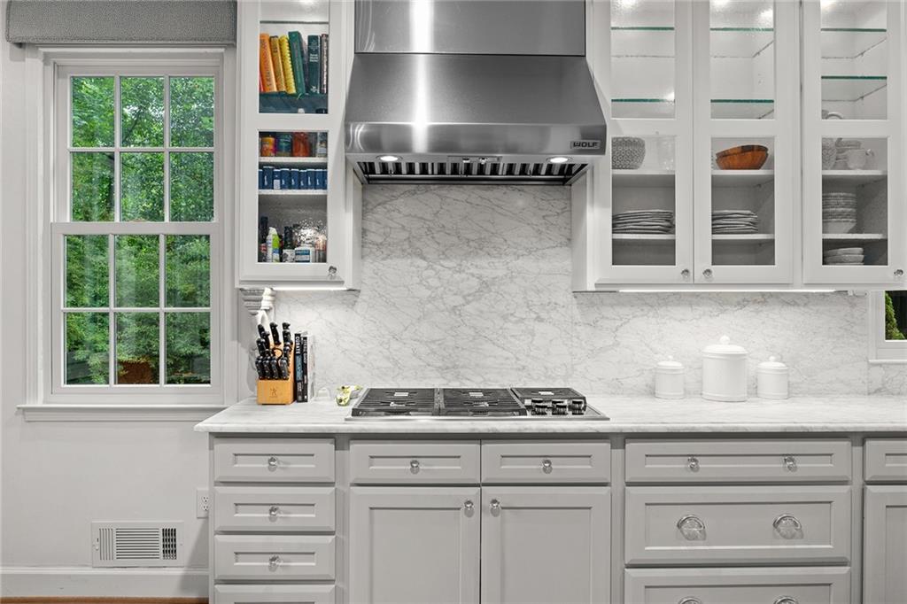 5545 Cross Gate Court