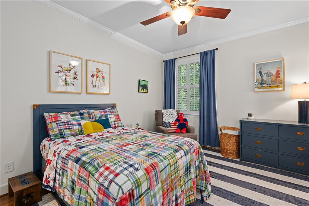 5545 Cross Gate Court