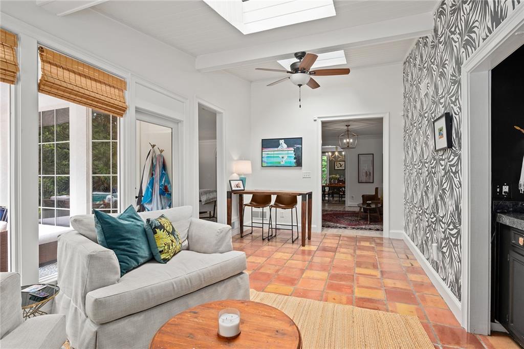 5545 Cross Gate Court