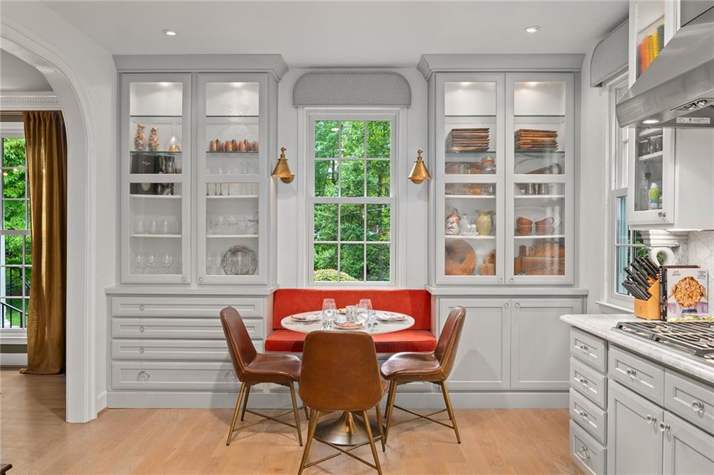 5545 Cross Gate Court