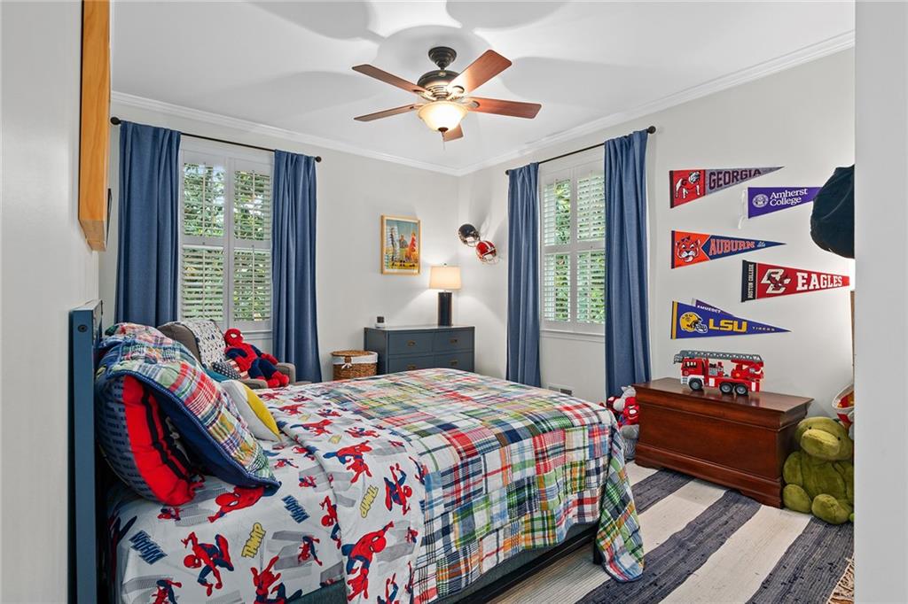 5545 Cross Gate Court