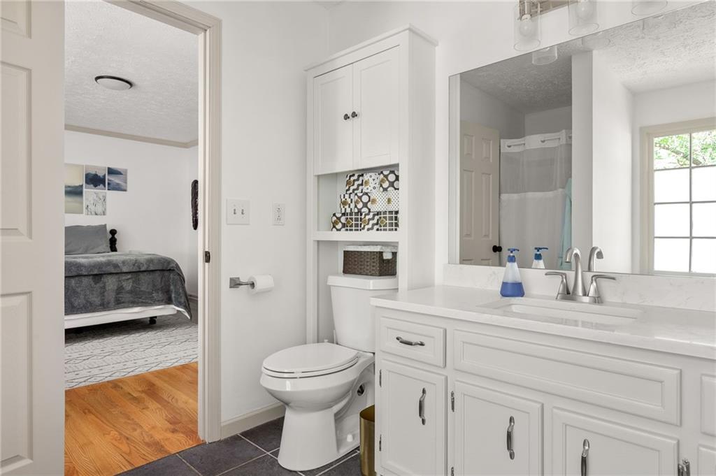 205 Pauline Drive NW