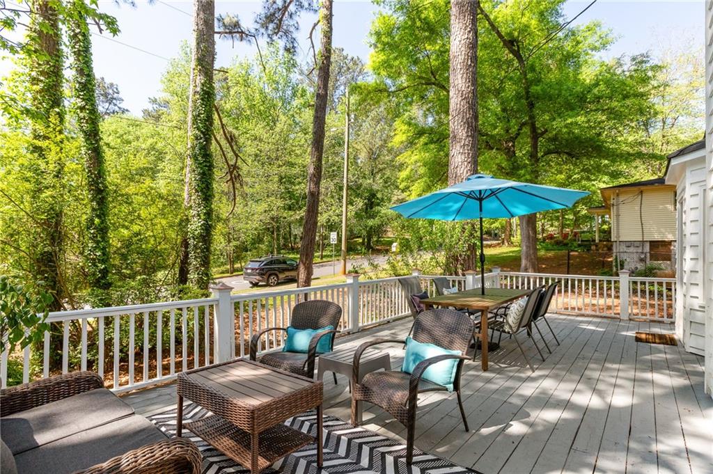 205 Pauline Drive NW