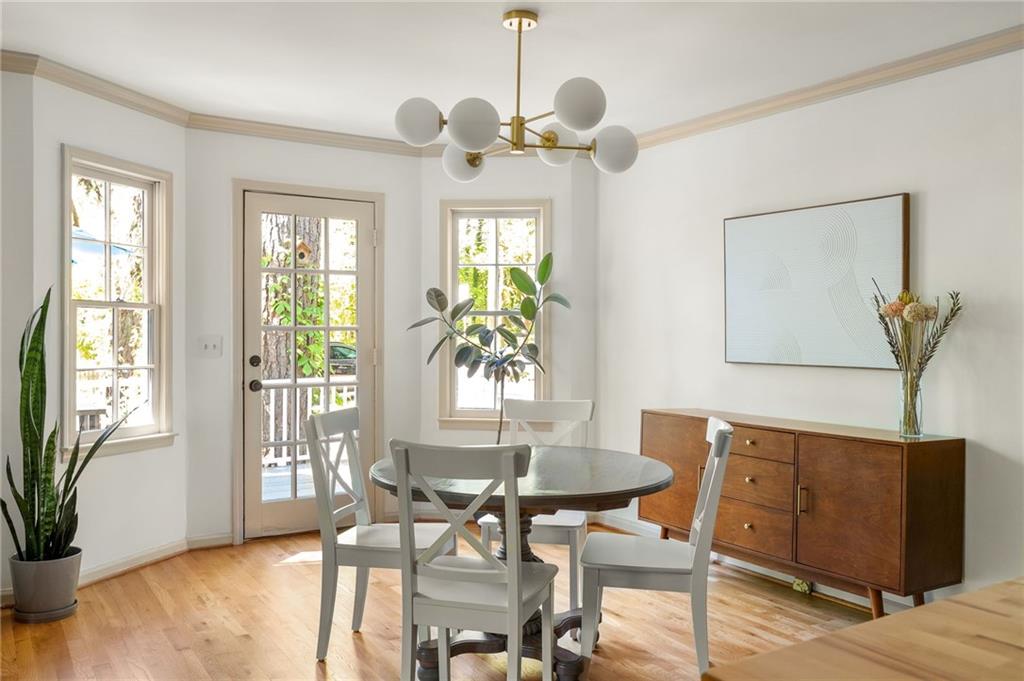 205 Pauline Drive NW