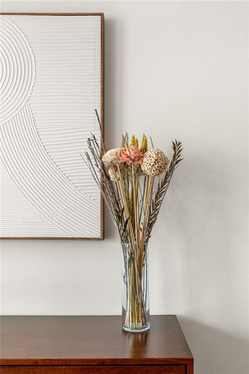 205 Pauline Drive NW