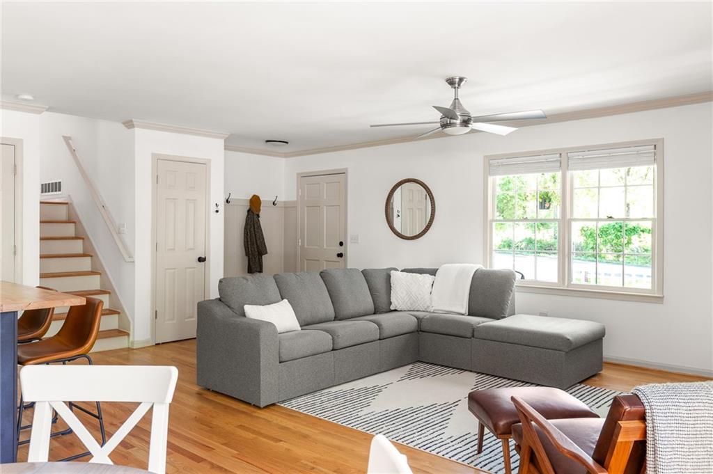 205 Pauline Drive NW