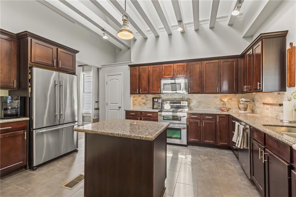 288 Milledge Avenue SE