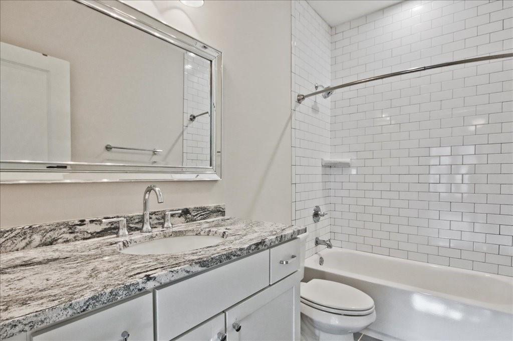 4240 Weaver Street SE