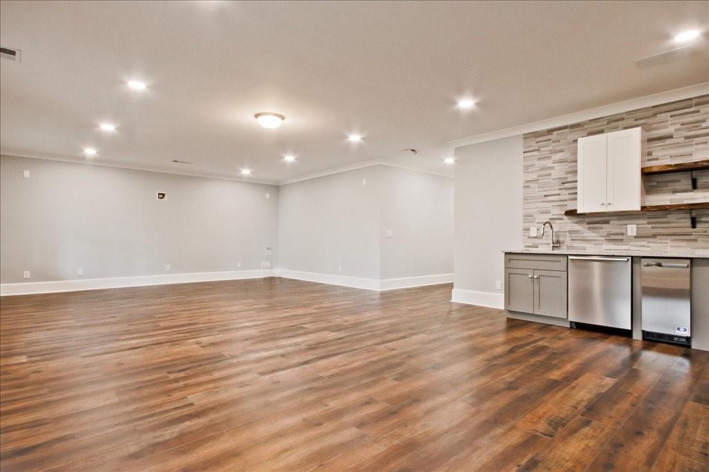 4240 Weaver Street SE