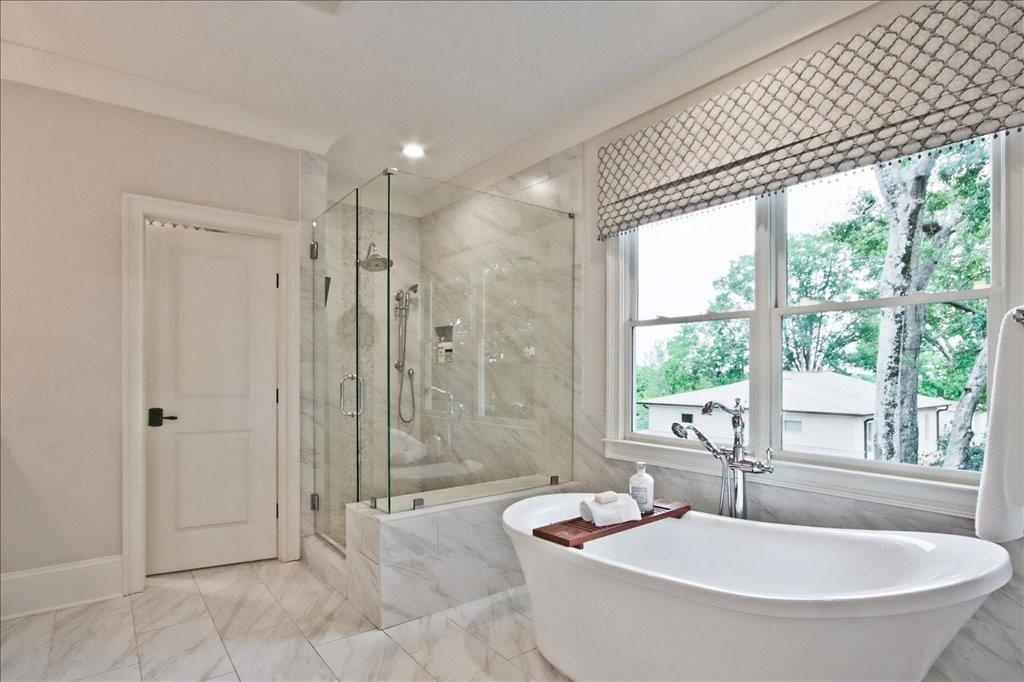 4240 Weaver Street SE