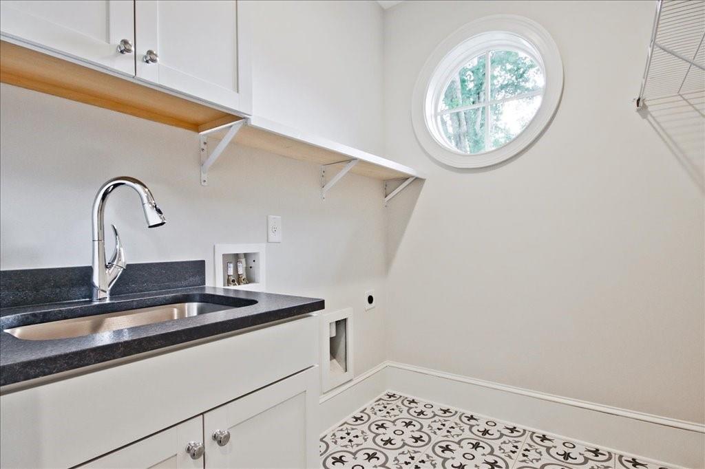 4240 Weaver Street SE