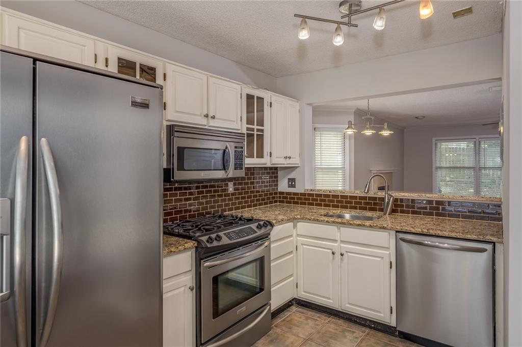 501 Defoors Landing NW