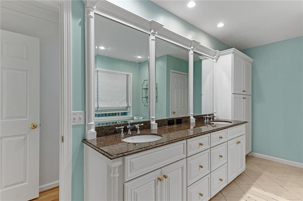 4181 N Stratford Road NE