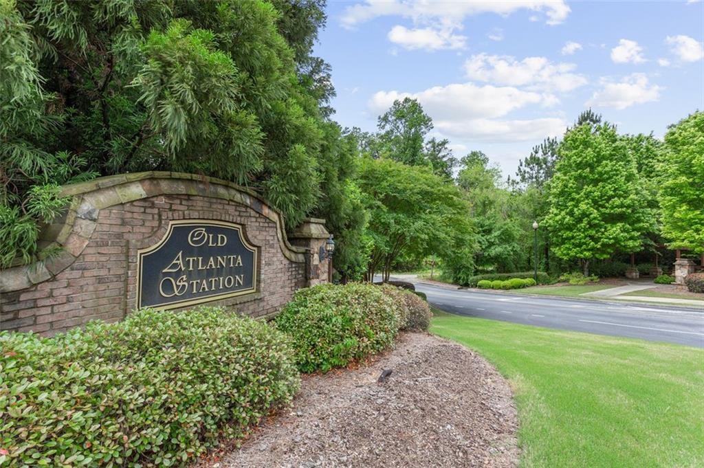 3910 Old Station Drive