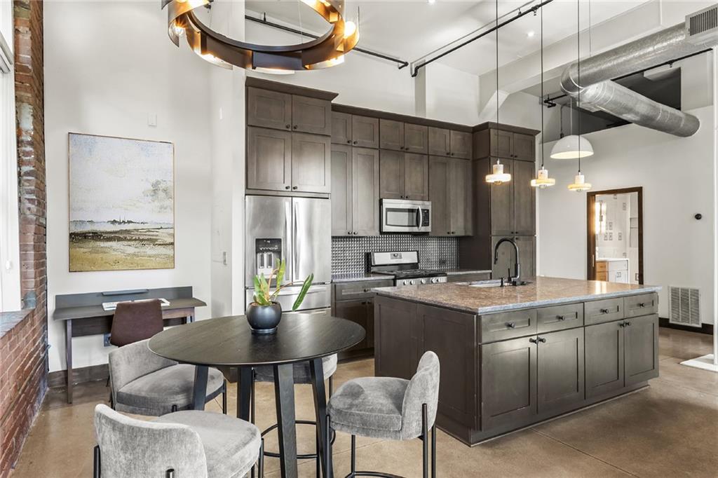 350 Peters Street SW Unit 7