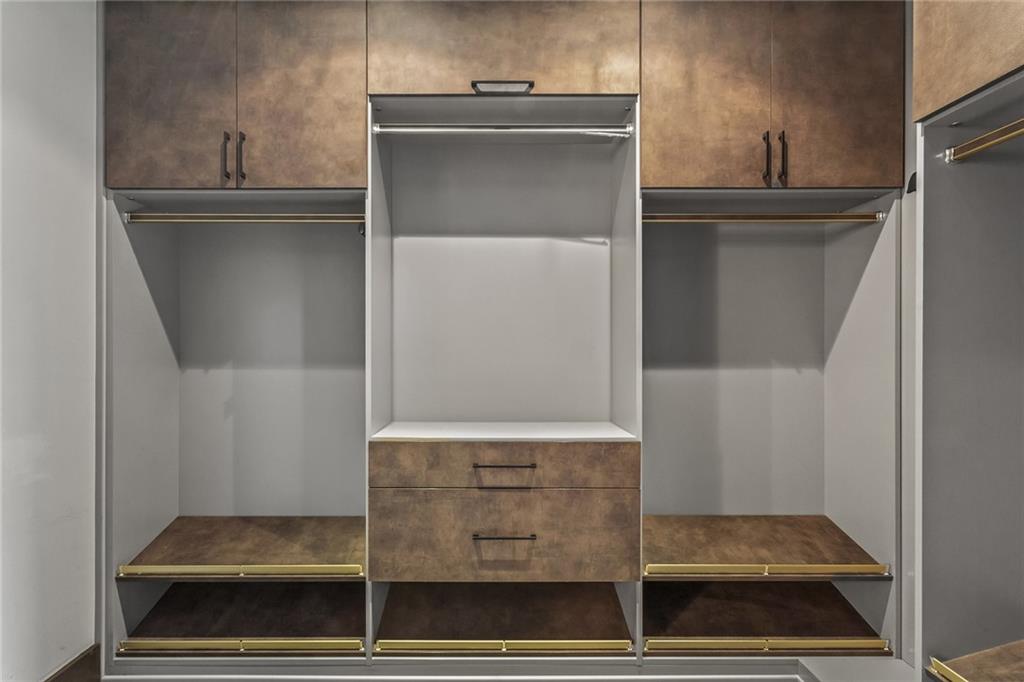 350 Peters Street SW Unit 7