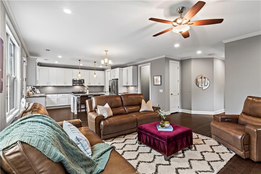 1944 Preston Park Place