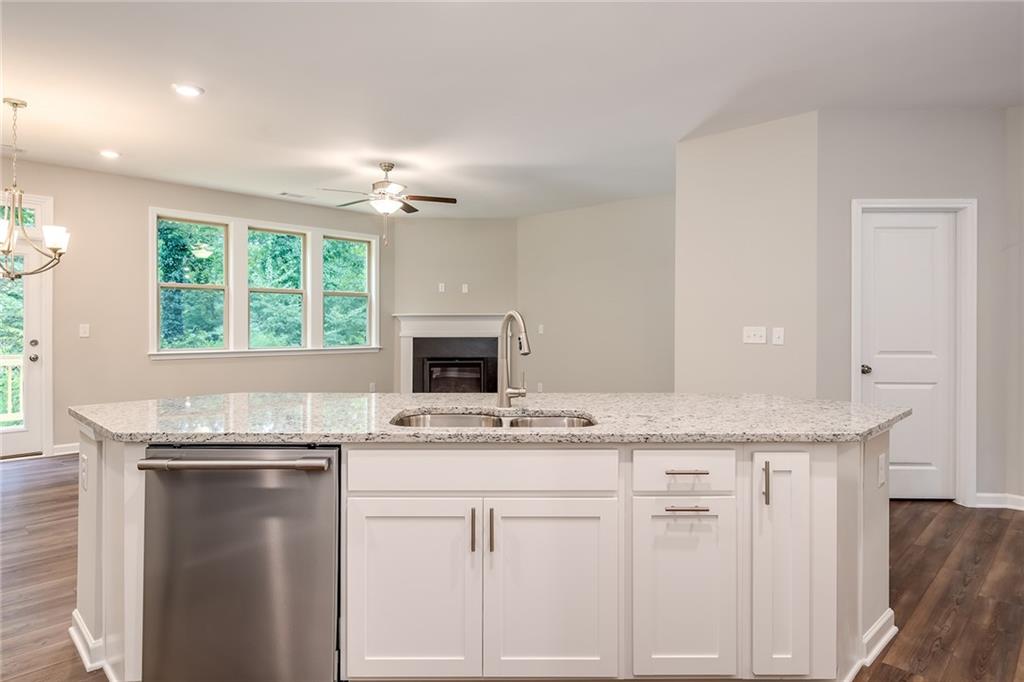 1848 Terrewood Drive NE