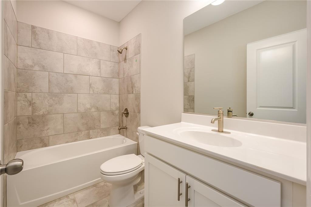 1848 Terrewood Drive NE