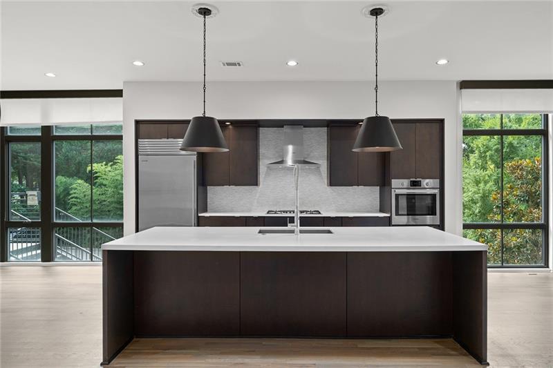 721 Longleaf Drive NE Unit 6