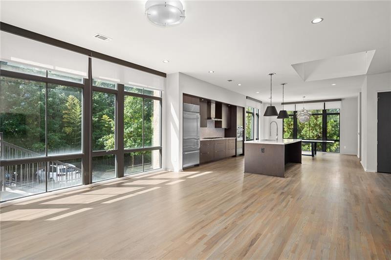 721 Longleaf Drive NE Unit 6