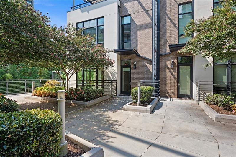 721 Longleaf Drive NE Unit 6