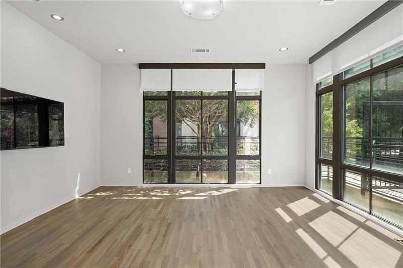 721 Longleaf Drive NE Unit 6