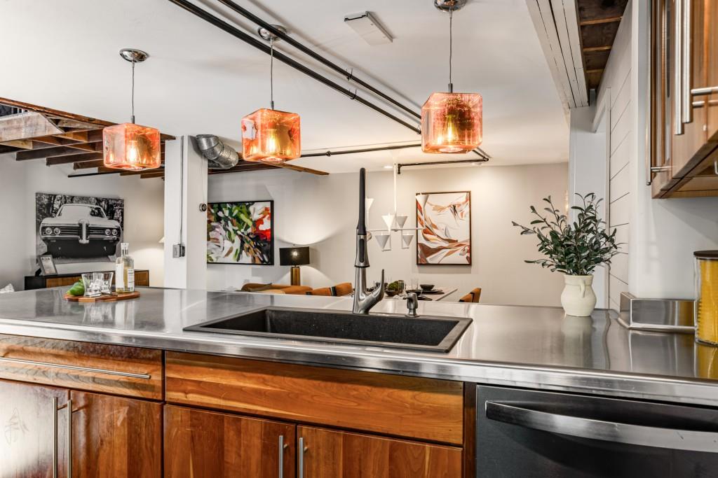 1570 Dekalb Avenue NE Unit F