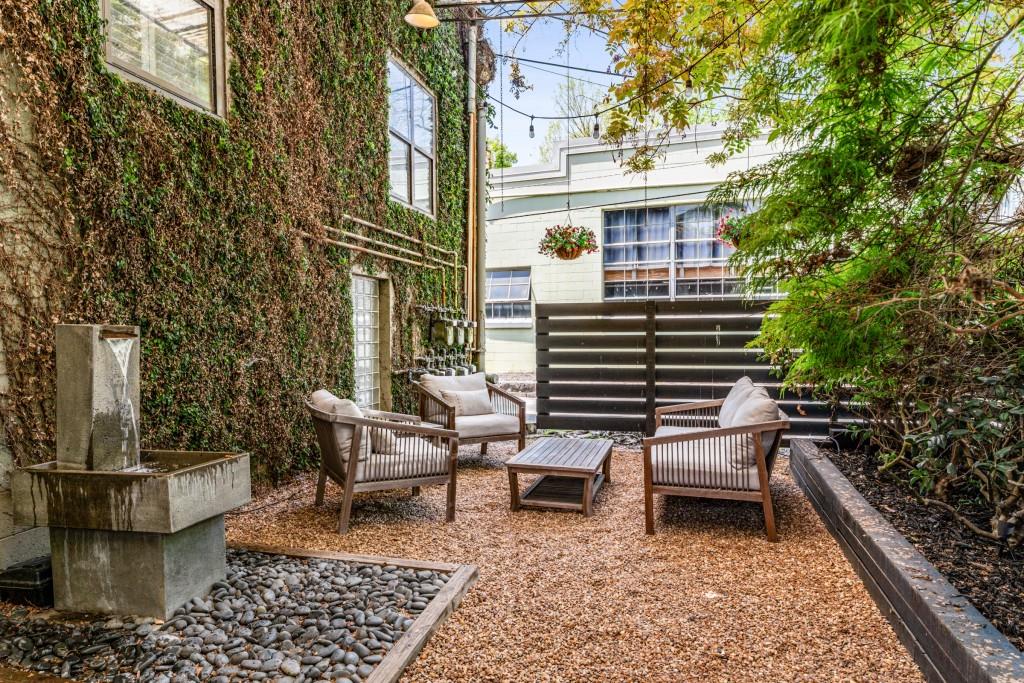 1570 Dekalb Avenue NE Unit F