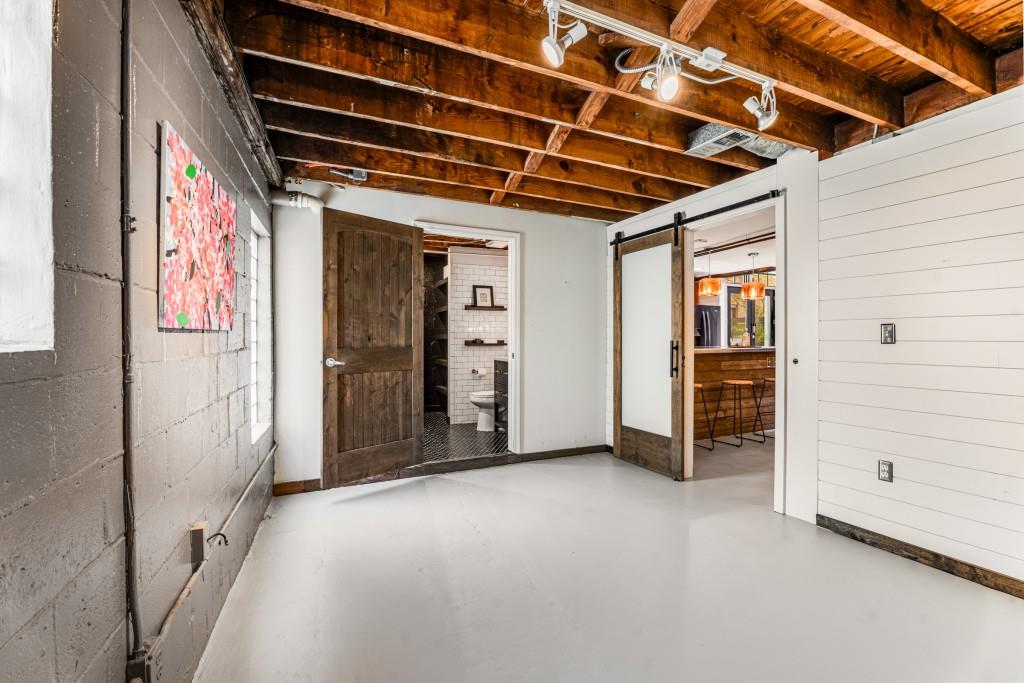 1570 Dekalb Avenue NE Unit F