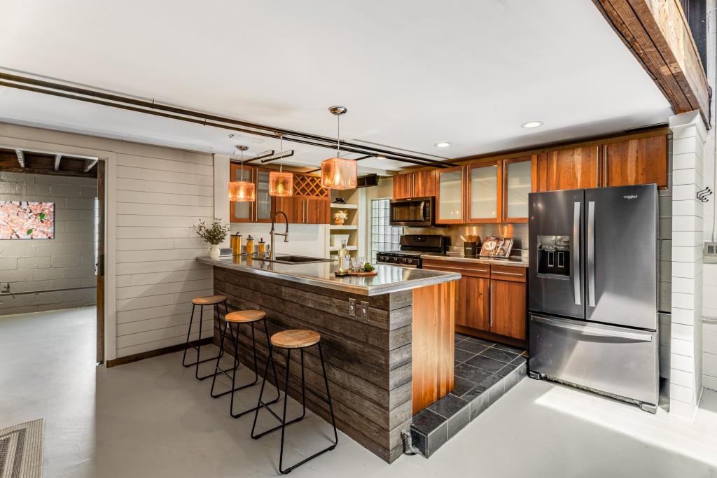 1570 Dekalb Avenue NE Unit F