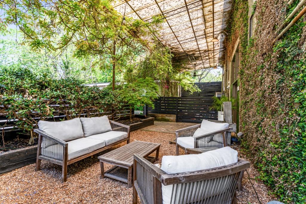 1570 Dekalb Avenue NE Unit F