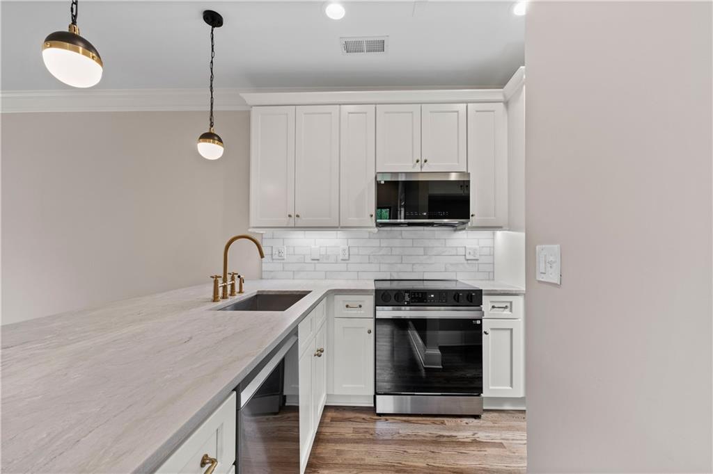 220 Semel Circle Unit 150