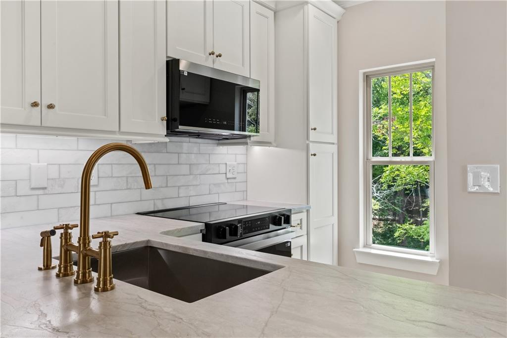 220 Semel Circle Unit 150