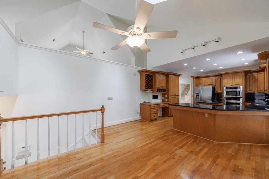 1730 Point Pleasant SE