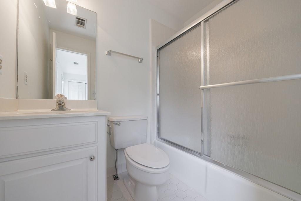 1730 Point Pleasant SE