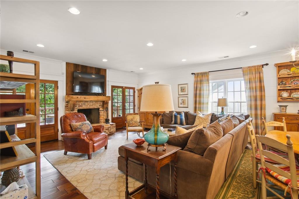 114 Karland Drive NW