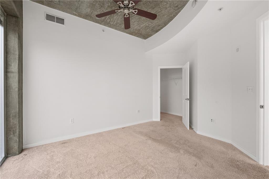 400 W Peachtree Street NW Unit 2706