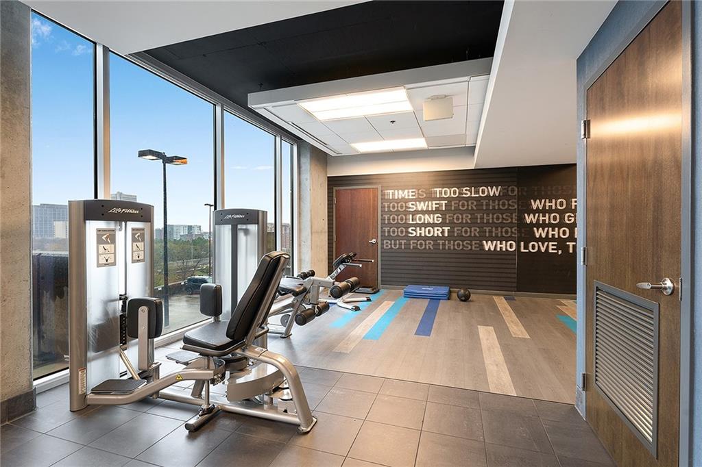 400 W Peachtree Street NW Unit 2706